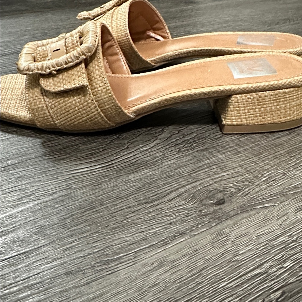 DV by Dolce Vita Tan Textured Mules - Picture 3 of 3